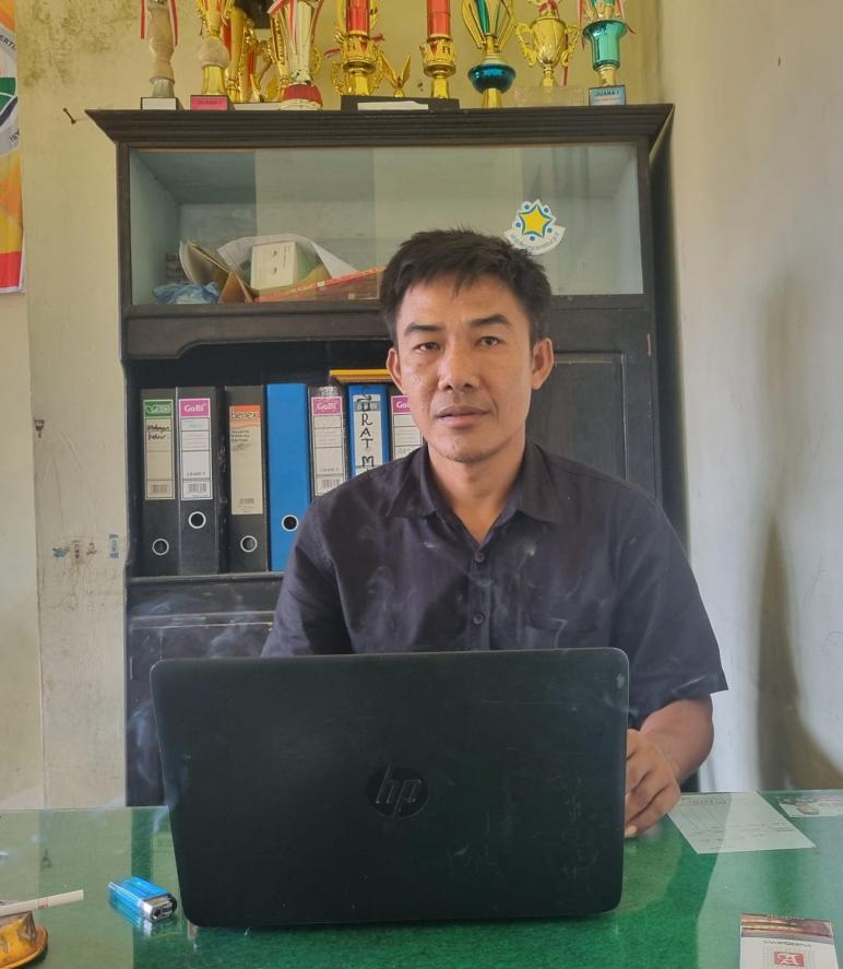 Sekretaris lippan jaya Sulaiman,Spd