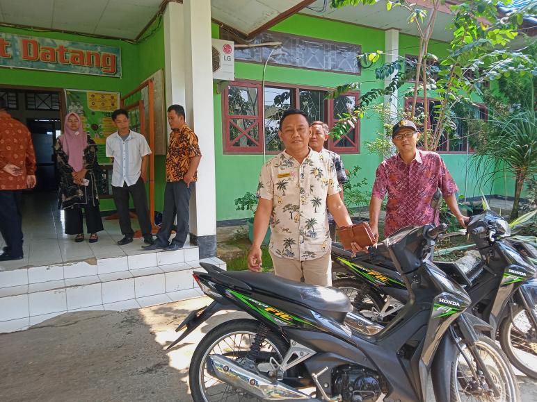 Kabid PP, Apen A.