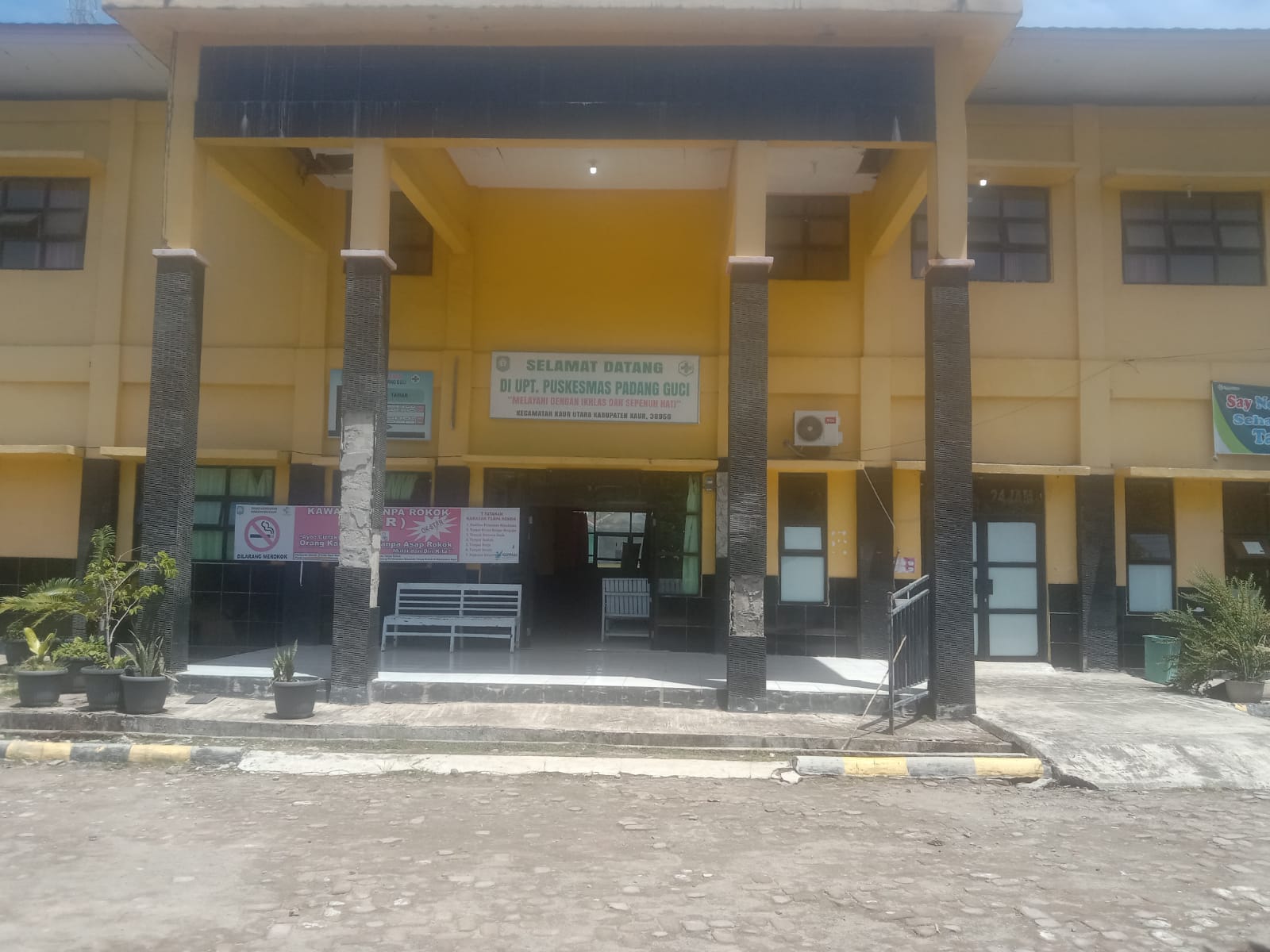 Sumur bor puskemas Kaur utara